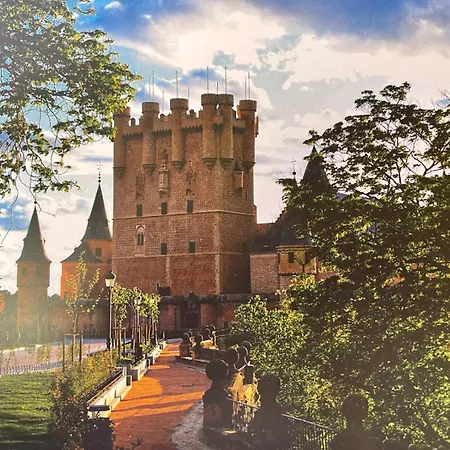 El Jardin De La Alegria * Сеговия